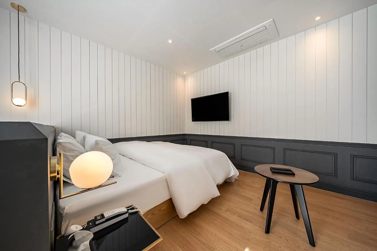 Brown Dot Hotel Signature Busan
