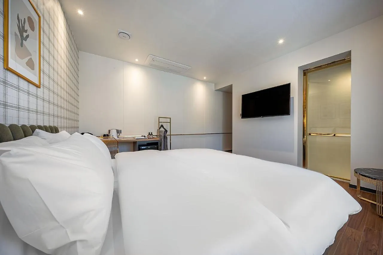 Brown Dot Hotel Signature Busan